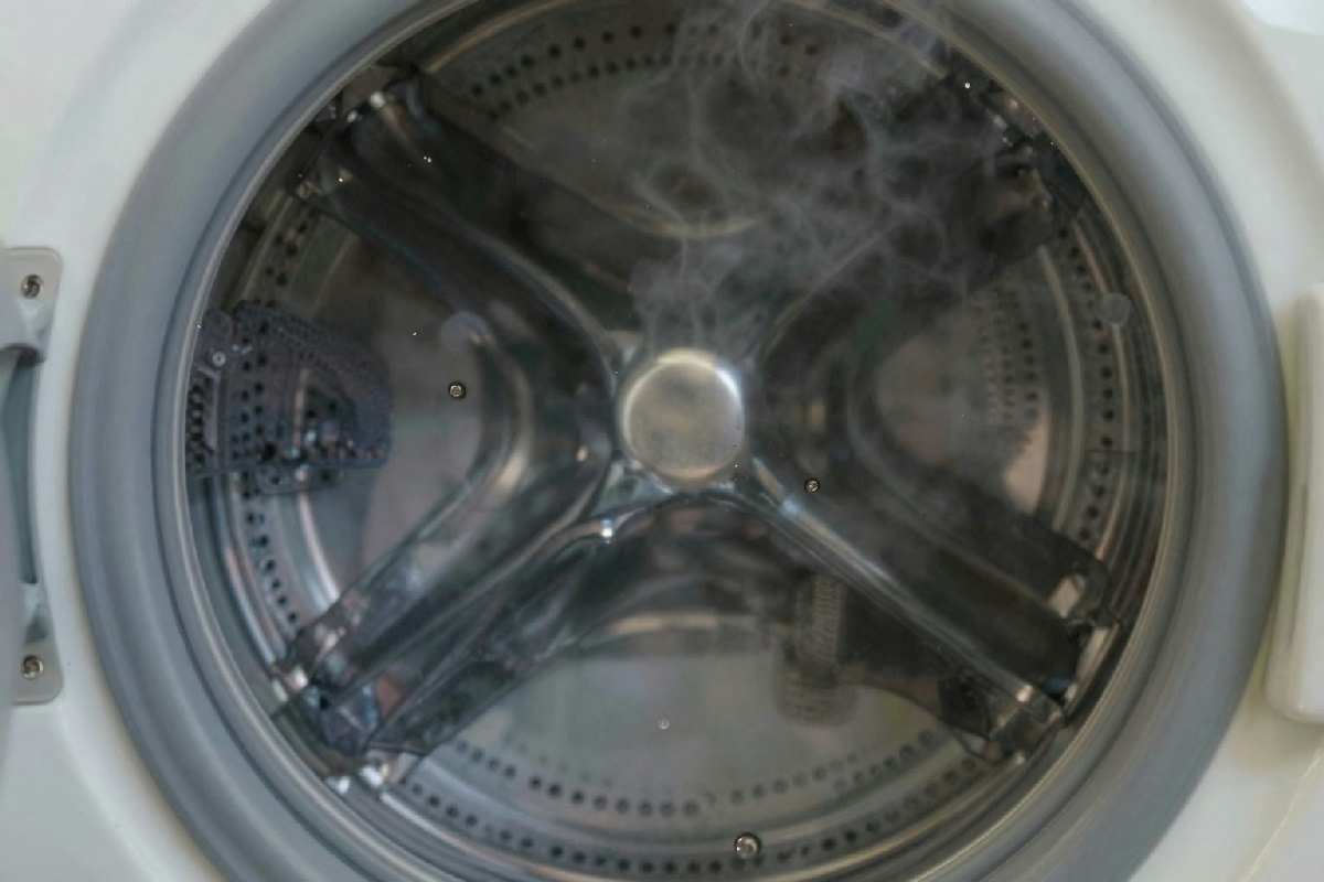 Lavatrice: come eliminare i cattivi odori con una combinazione igienizzante a 60 gradi